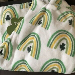 Marlo Lorenz Thro Blanket 50”x70” Irish st Patrick’s Day Clover Plush Rainbow